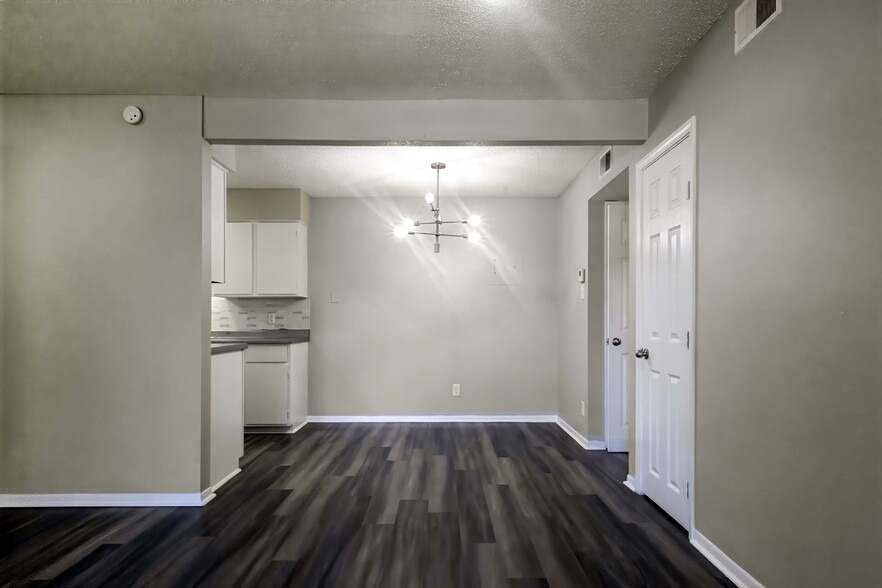 More Photos Of 5202 Bangor Ave, Lubbock Apartments For Sale