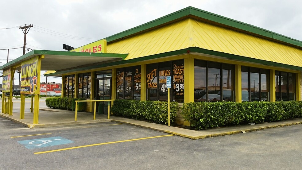 Primary Photo Of 301 N WW White Rd, San Antonio Fast Food For Sale