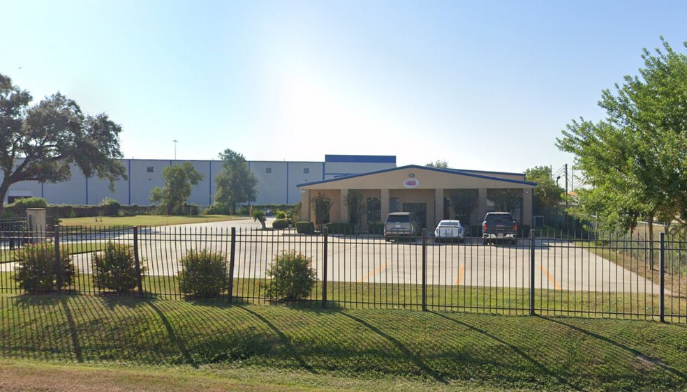 Primary Photo Of 1330 Bammel Rd, Houston Industrial For Sale
