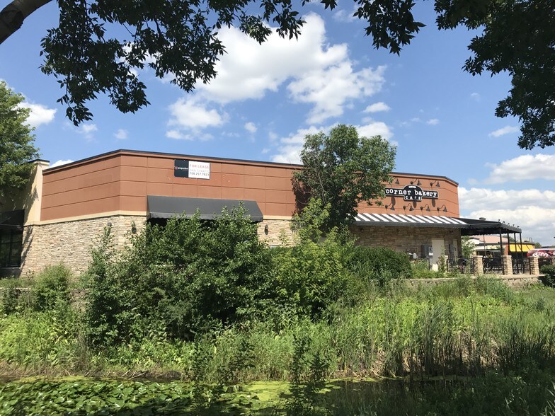More Photos Of 28258 Diehl Rd, Warrenville Freestanding For Lease