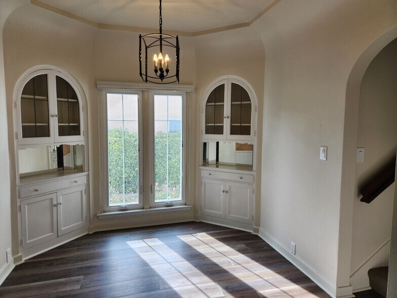More Photos Of 1125 Jefferson St, Napa Office Residential For Lease