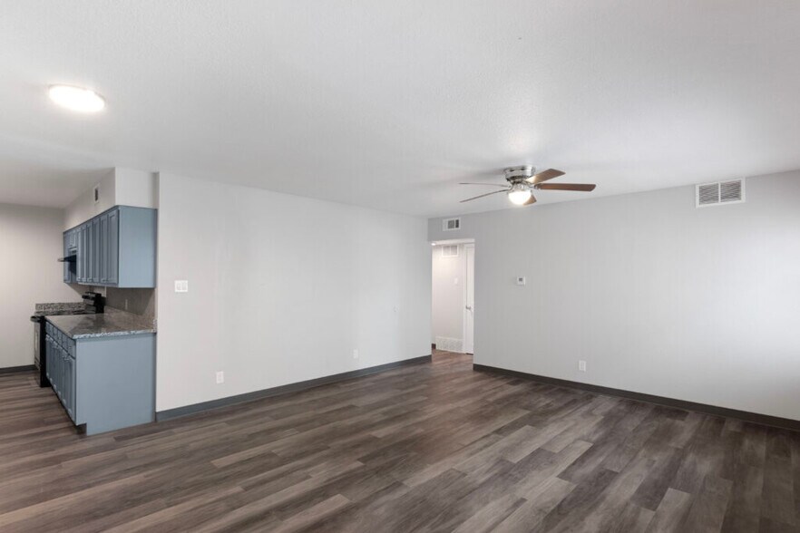 More Photos Of 1283 E Raines Rd, Memphis Apartments For Sale