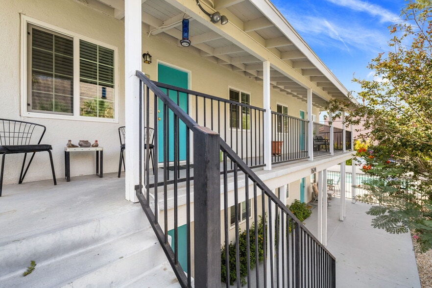 More Photos Of 1674 S Via Salida, Palm Springs Apartments For Sale