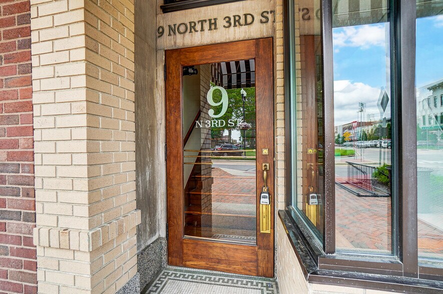 More Photos Of 9-11 N 3rd St, Newark Office For Lease