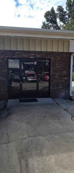 More Photos Of 17341 Alico Center Rd, Fort Myers Warehouse For Lease