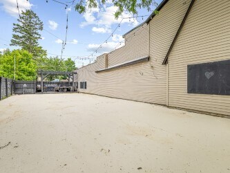 More Photos Of 5040 N 2nd St, Loves Park Restaurant For Sale