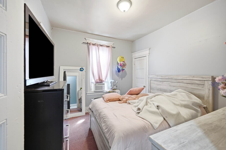 More Photos Of 12 Radford St, Yonkers Apartments For Sale