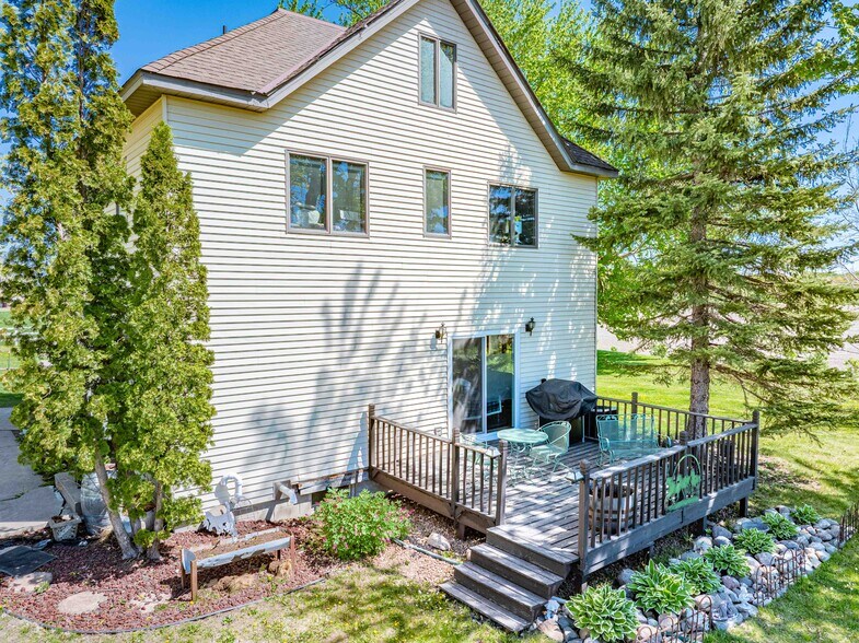 More Photos Of 24166 Langford Ave, Jordan Land For Sale