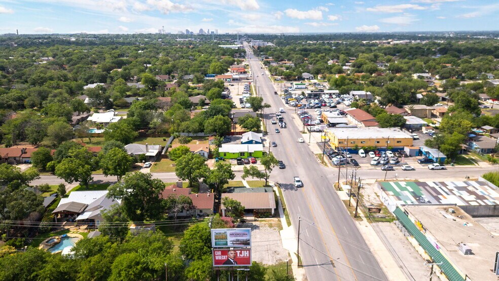 More Photos Of 5600 San Pedro Ave, San Antonio Office Residential For Sale