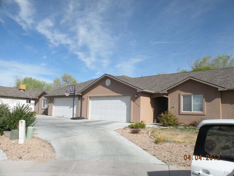 Primary Photo Of 3006 1/2 Oakwood Dr, Grand Junction Multifamily For Sale