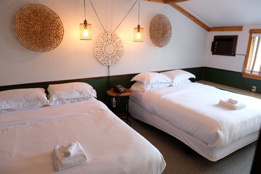 More Photos Of 5819 Main St, Tannersville Hotel For Sale