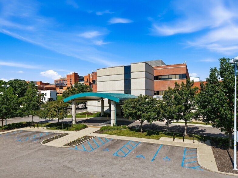 More Photos Of 1705 E Broadway, Columbia Medical For Lease