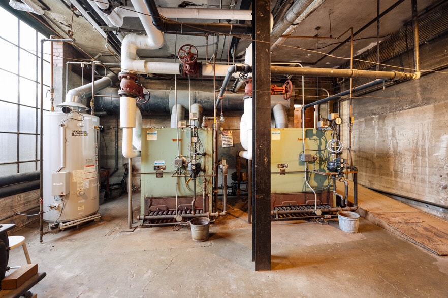 More Photos Of 94 Shoshone st, Buffalo Religious Facility For Sale