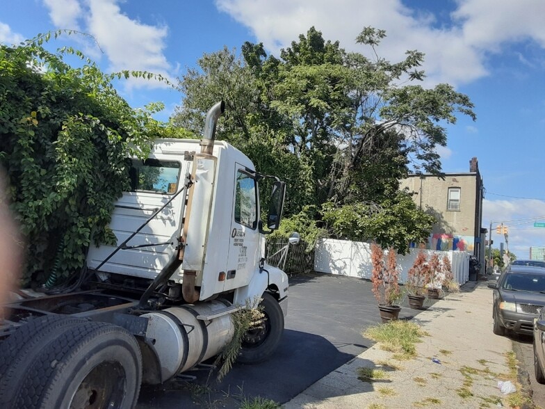 More Photos Of 758 Ocean Ave, Jersey City Storefront Retail Residential For Sale