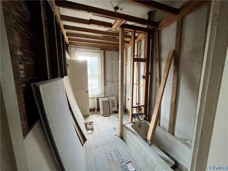 More Photos Of 235 Grove Ave, Petersburg Apartments For Sale