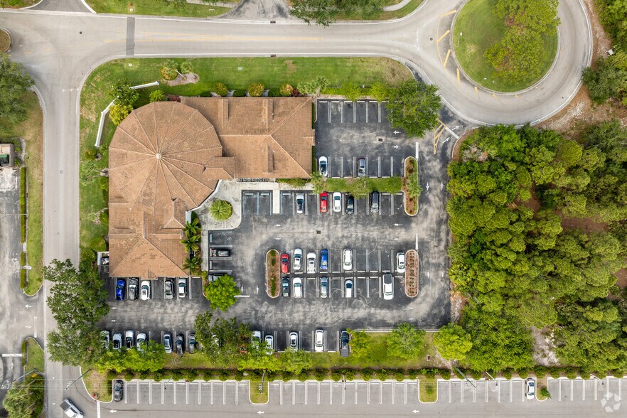 More Photos Of 145 NW Central Park Plz, Port Saint Lucie Medical For Lease