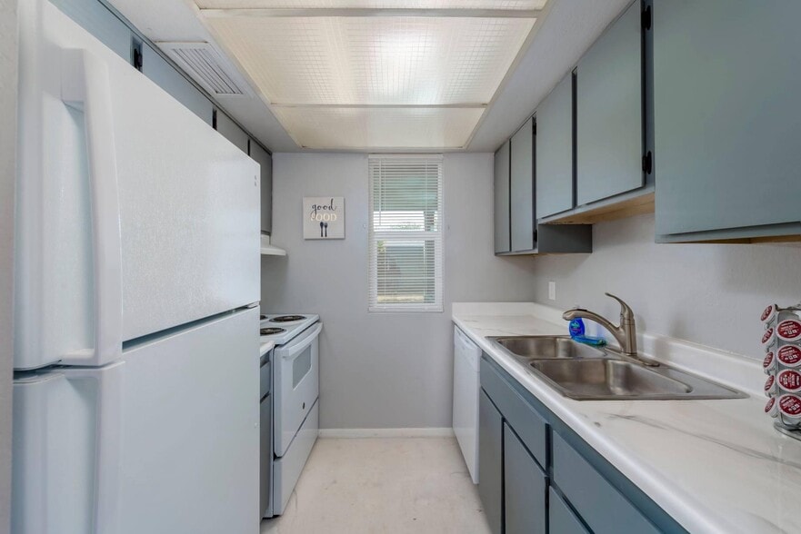 More Photos Of 811 E Carol Ave, Phoenix Apartments For Sale