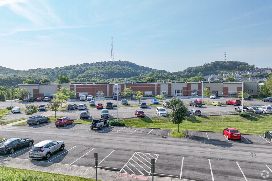More Photos Of 100 Century Blvd, Cranberry Township Research And Development For Lease
