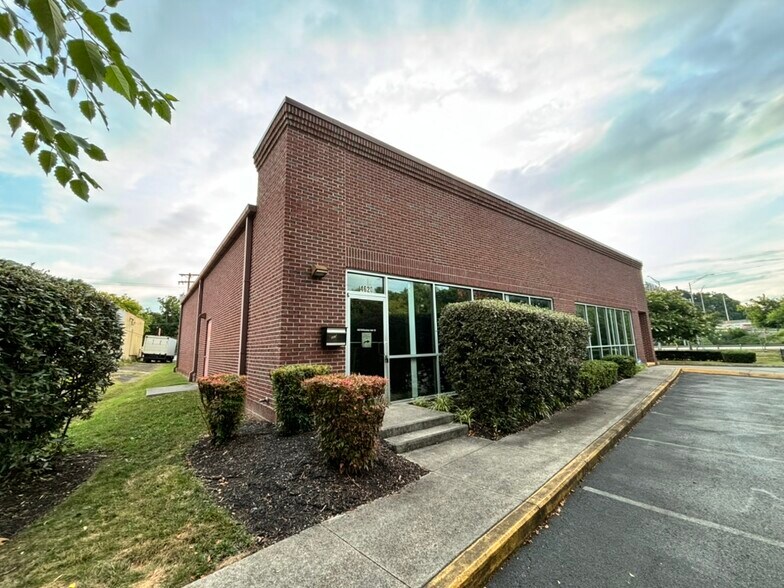 More Photos Of 4620 Old Broadway St, Knoxville Unknown For Lease