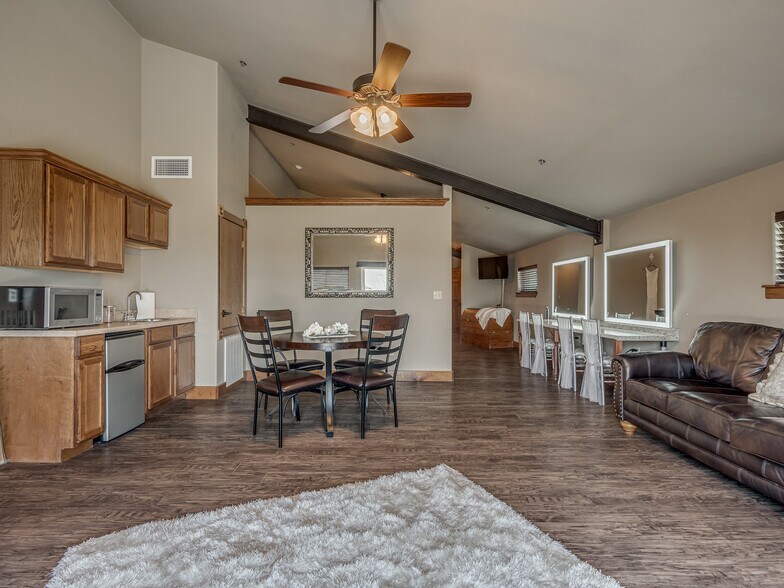 More Photos Of 341070 E 890 Rd, Chandler Lodge Meeting Hall For Sale