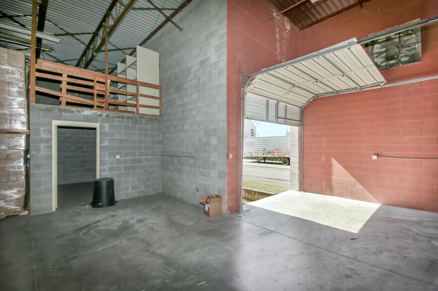 More Photos Of 901 E Morris St, Wichita Warehouse For Sale