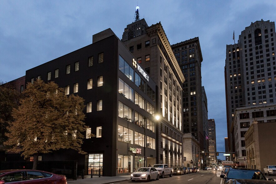 More Photos Of 220 W Congress St, Detroit Office For Lease