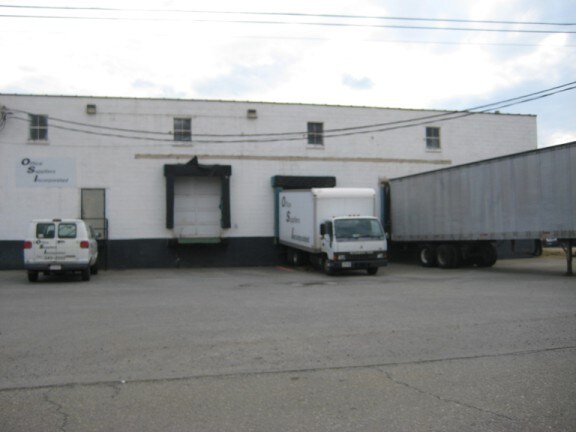 More Photos Of 2480 Patterson Ave, Roanoke Warehouse For Lease