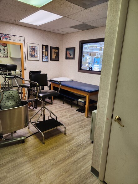 More Photos Of 29 Riverside St, Nashua Medical For Sale