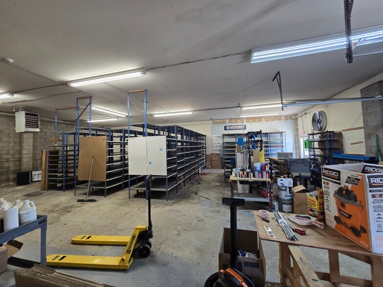 More Photos Of 3212 State Route 94, Franklin Light Manufacturing For Lease