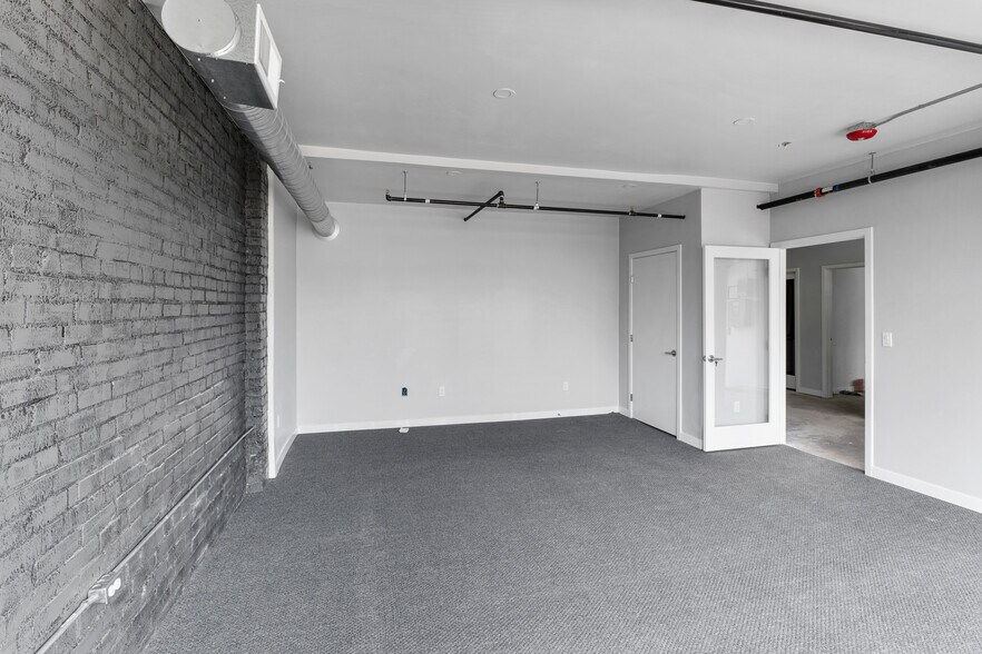 More Photos Of 333-339 Main St, Mead Storefront For Sale