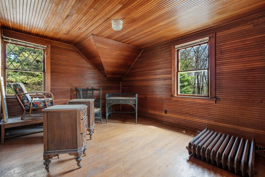 More Photos Of 1098 340th Ave, Frederic Specialty For Sale