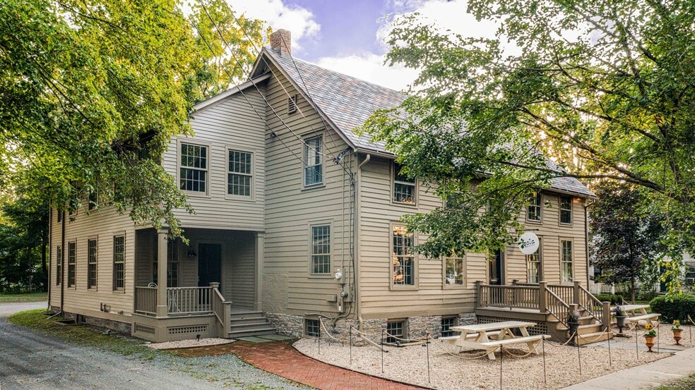 More Photos Of 16 Hudson St, Kinderhook Storefront Retail Residential For Lease