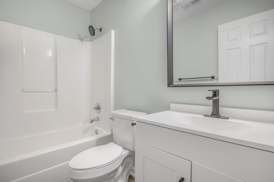 More Photos Of 122 Wendy Hill Way, Piedmont Apartments For Sale