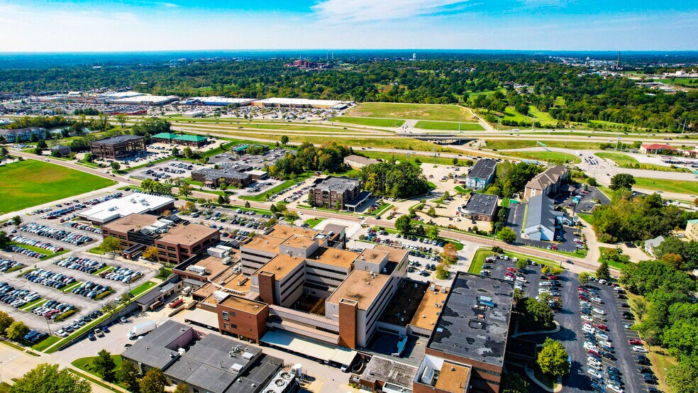 More Photos Of 500 N Keene St, Columbia Medical For Lease