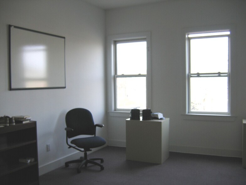 More Photos Of 1532 Dorchester Ave, Boston Medical For Lease