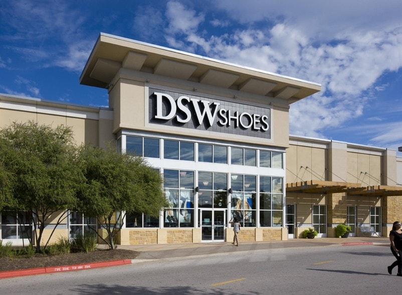 More Photos Of N MoPac Expy, Austin Unknown For Lease