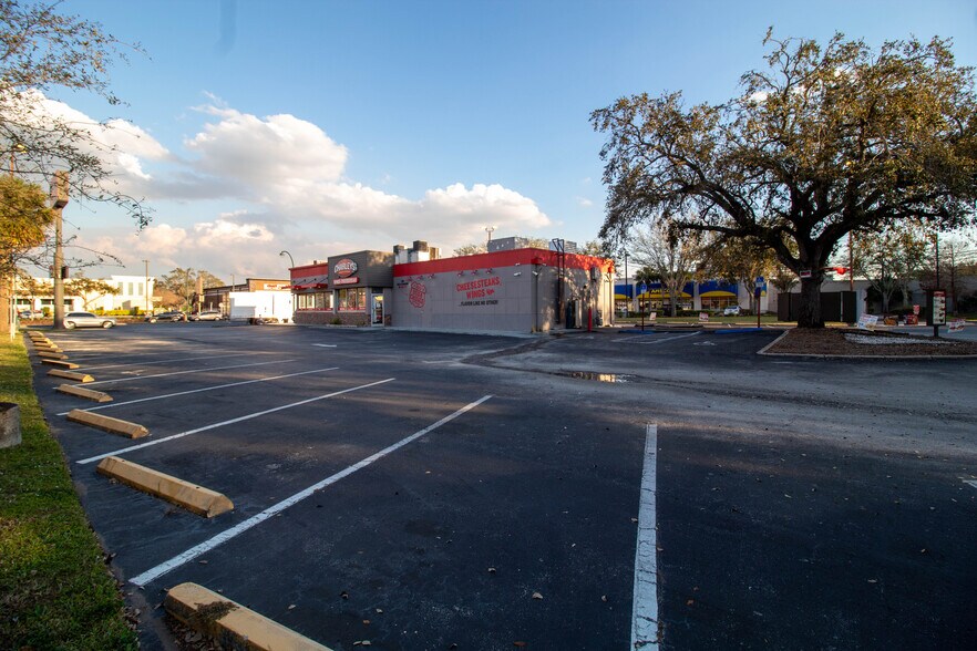 More Photos Of 5908 Orange Blossom Trl, Orlando Fast Food For Sale