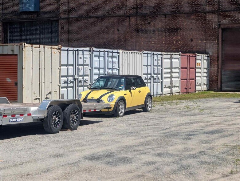More Photos Of 91 Main St, Claremont Self Storage For Sale