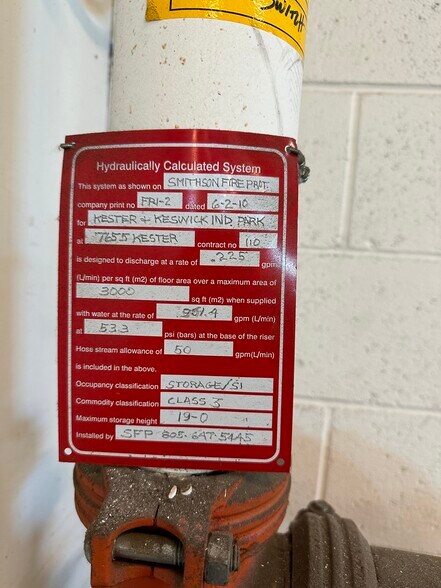 More Photos Of 7655 Kester Ave, Van Nuys Warehouse For Lease