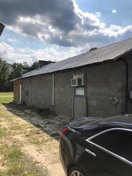 More Photos Of 243 Ellabell Loop Rd, Ellabell Land For Lease