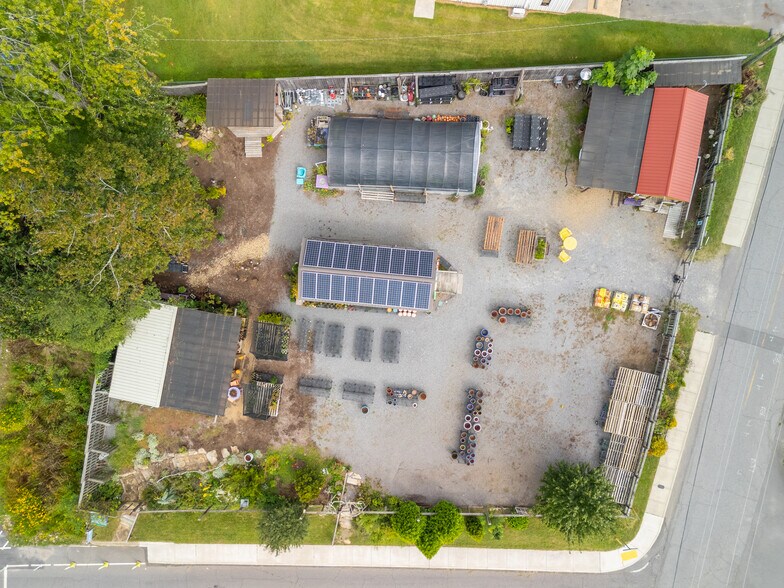 More Photos Of 204 Black Mountain Ave, Black Mountain Office Residential For Sale