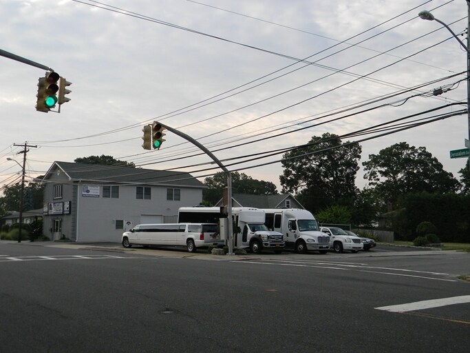 More Photos Of 150 Jerusalem Ave, Massapequa Office For Sale