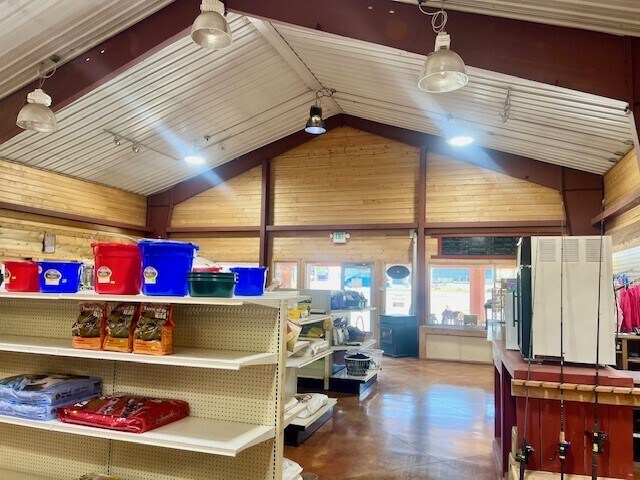 More Photos Of 2029 Hwy 95, Council Storefront For Sale