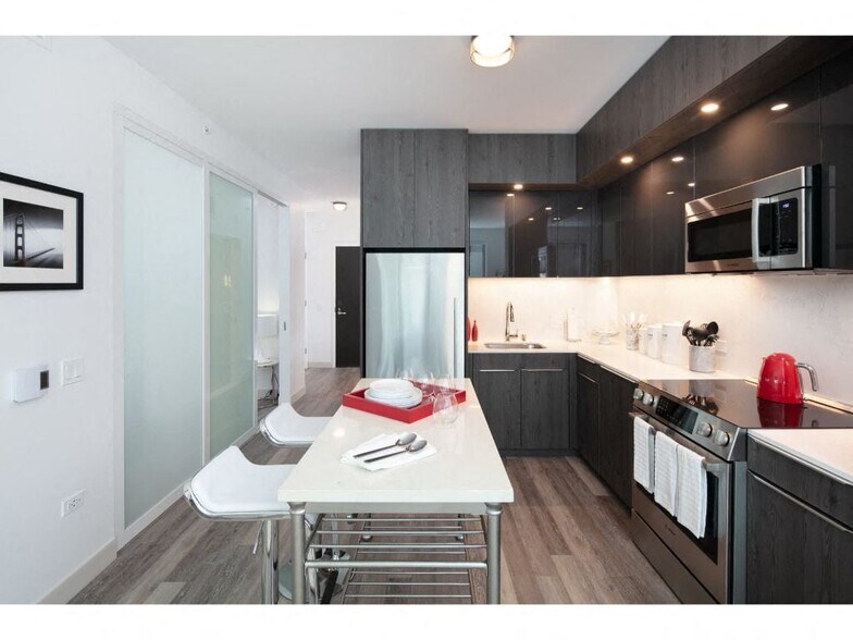 More Photos Of 1177 Market St, San Francisco Apartments For Lease