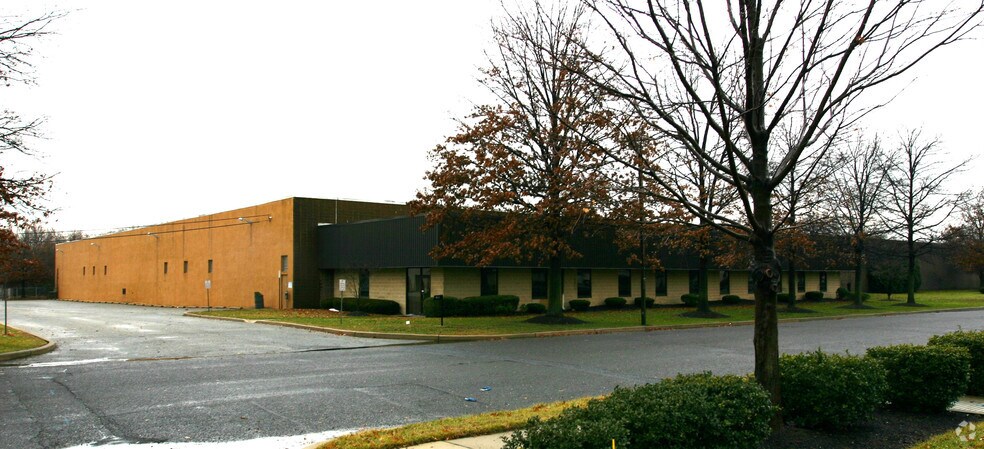 More Photos Of 1813 Underwood Blvd, Delran Manufacturing For Sale