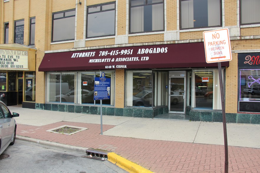 More Photos Of 6140-6142 W Cermak Rd, Cicero Coworking Space