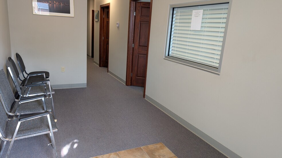 More Photos Of 36591 Center Ridge Rd, North Ridgeville Medical For Lease