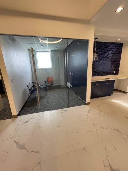 More Photos Of 208 Elm St, New Canaan General Retail For Lease