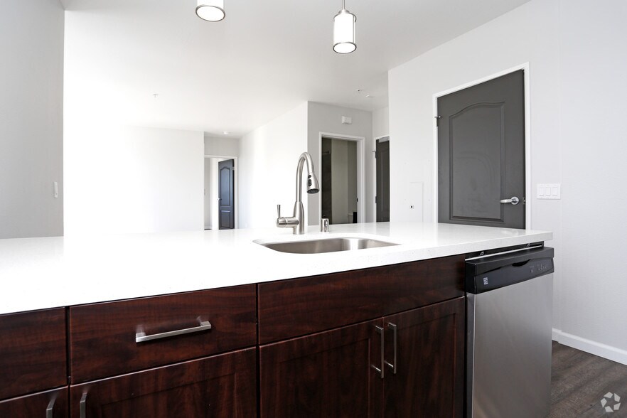 More Photos Of 1797-1801 Shattuck Ave, Berkeley Apartments For Lease