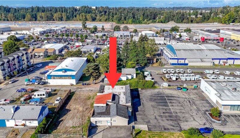 More Photos Of 3838 S Warner St, Tacoma Flex For Lease